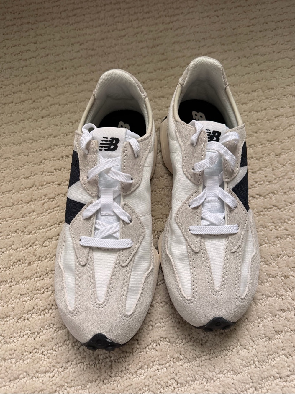 New Balance 327 Kid’s Sneakers - Brand new - Size 3